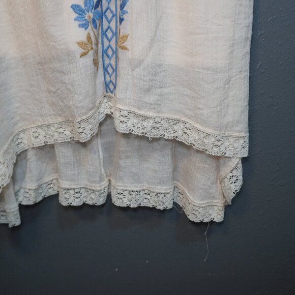 Flying Tomato Womens Embroidered Rayon Poly Floral Flowy Dress Size Medium - Picture 2 of 9